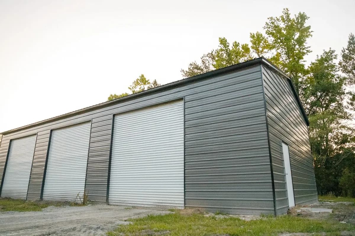 Steel Garage Building