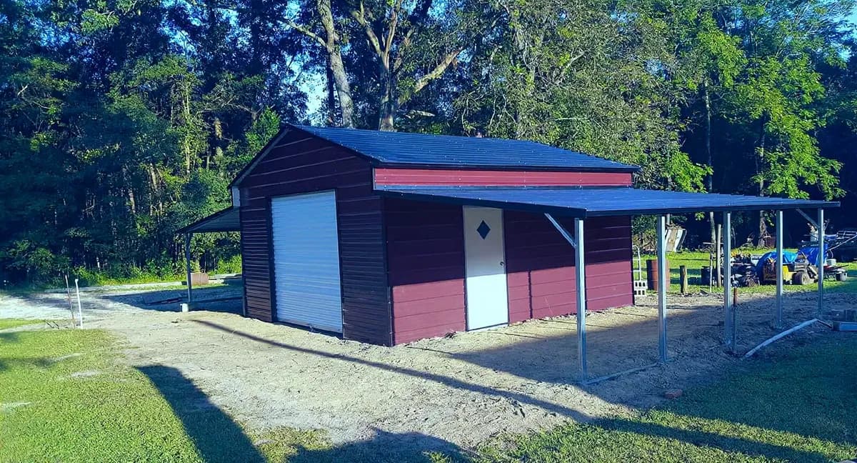 Raised Center Aisle Barn